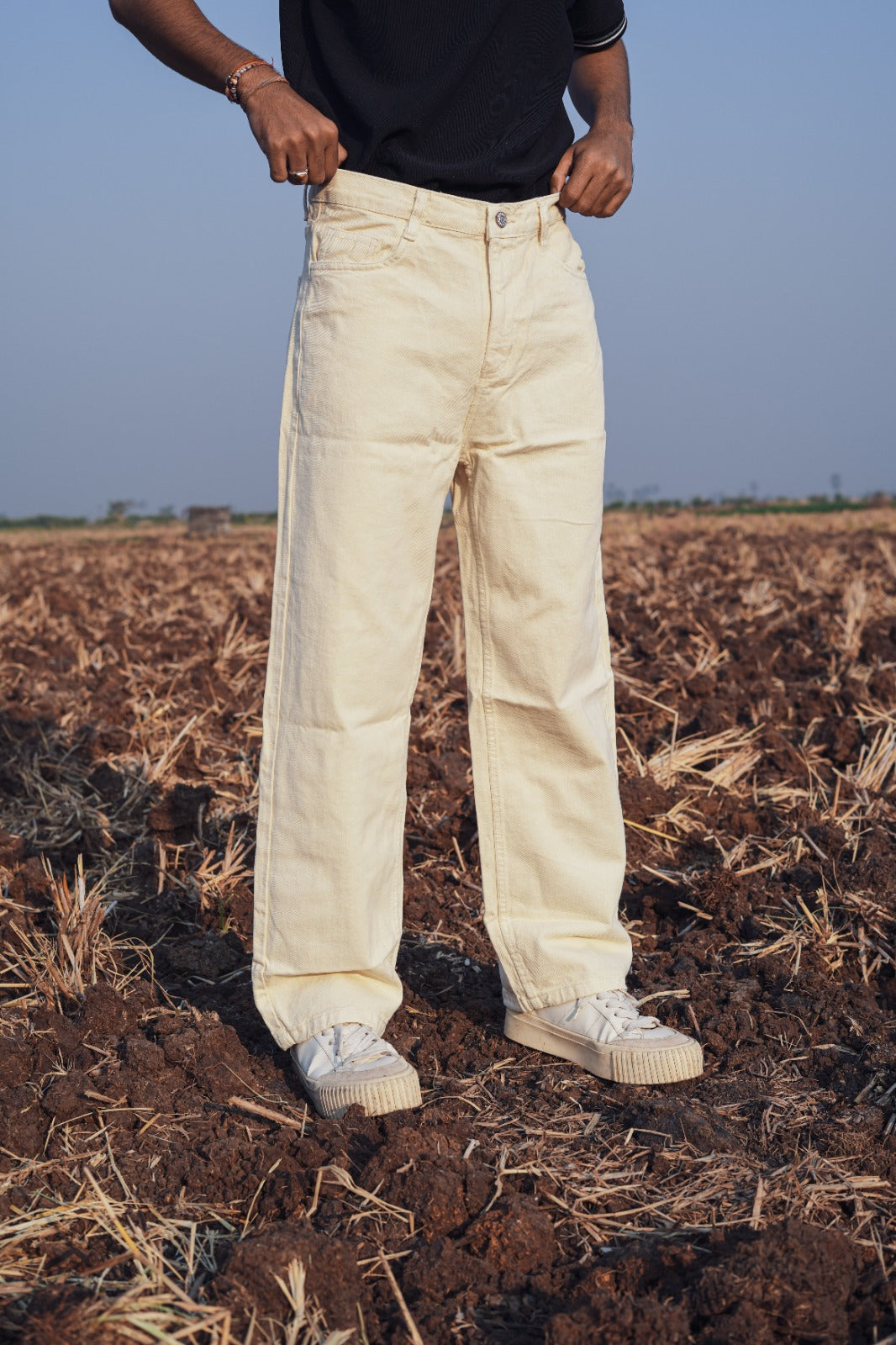 Sandstone – Straight Fit Jeans
