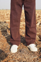 Cocoa Depth – Straight Fit Jeans