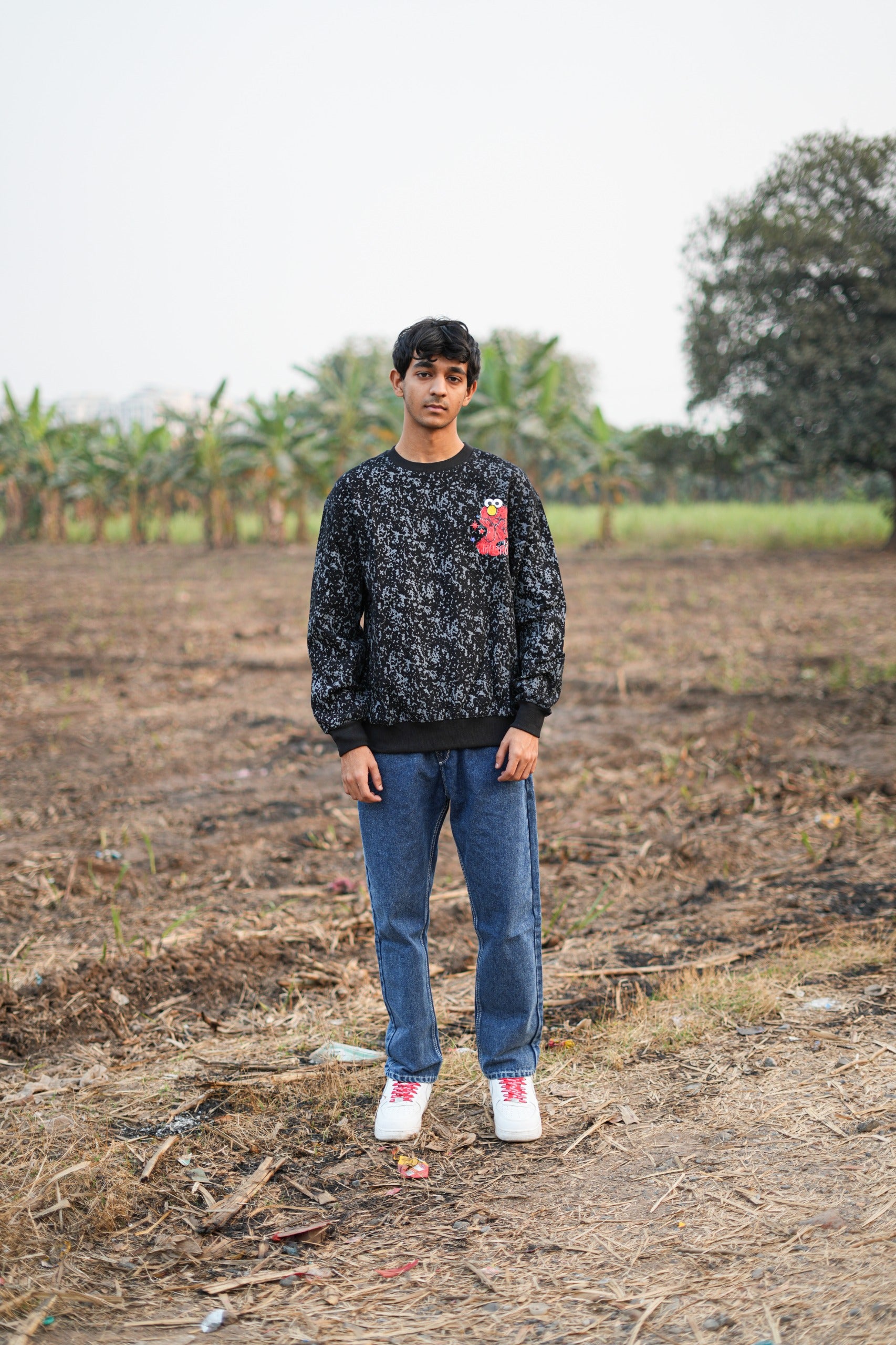 Midnight Indigo Combo  (Black sweatshirt + blue jeans)