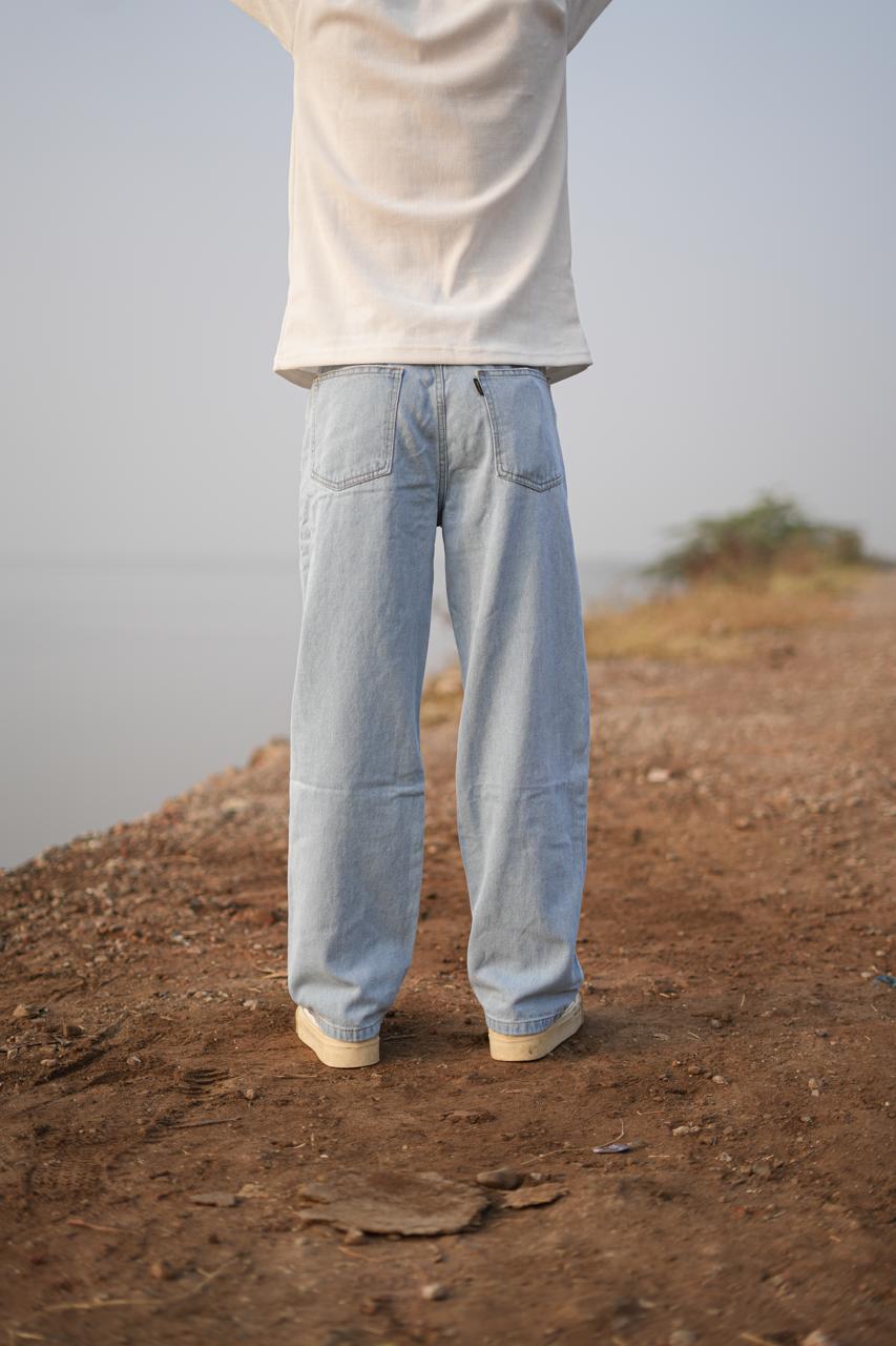 Skyfade Straight Fit Jeans