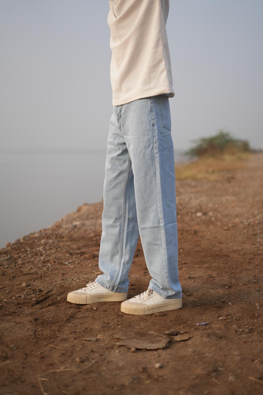 Skyfade Straight Fit Jeans