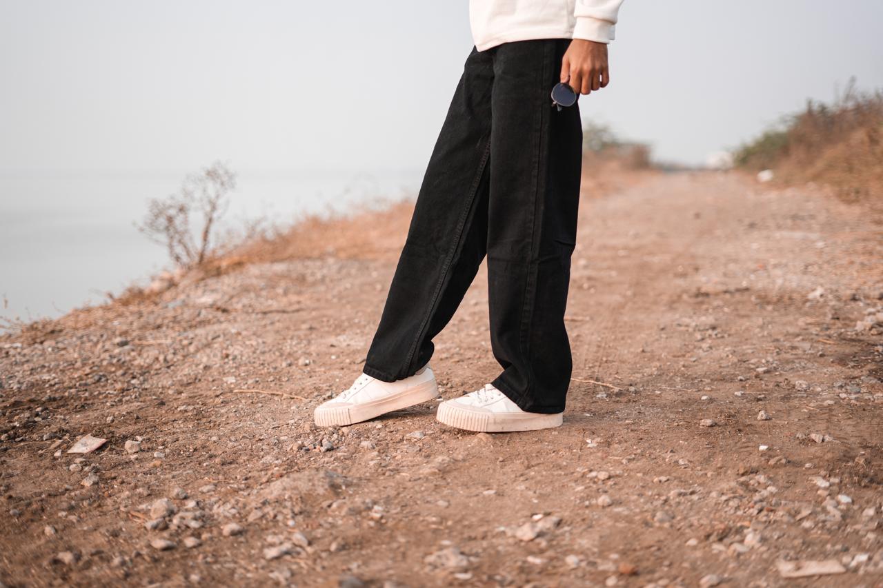 Shadow Core Wide Fit Jeans