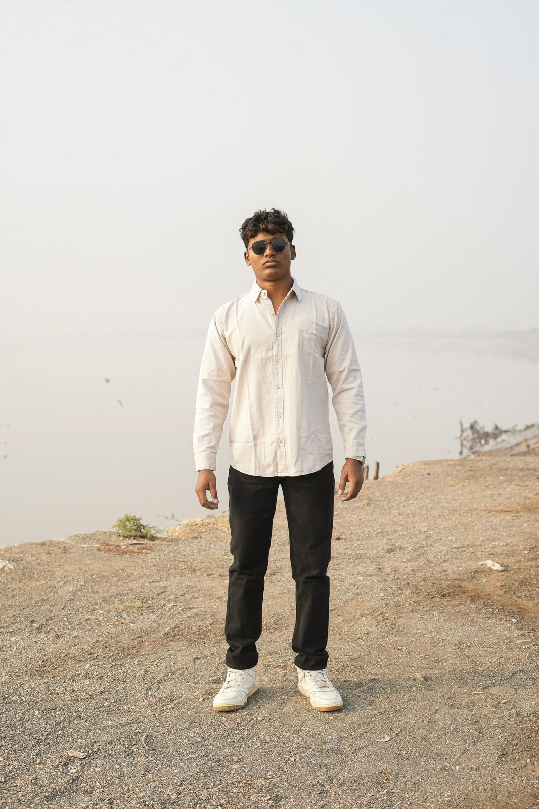 Ivory Noir Combo – Cream & Black