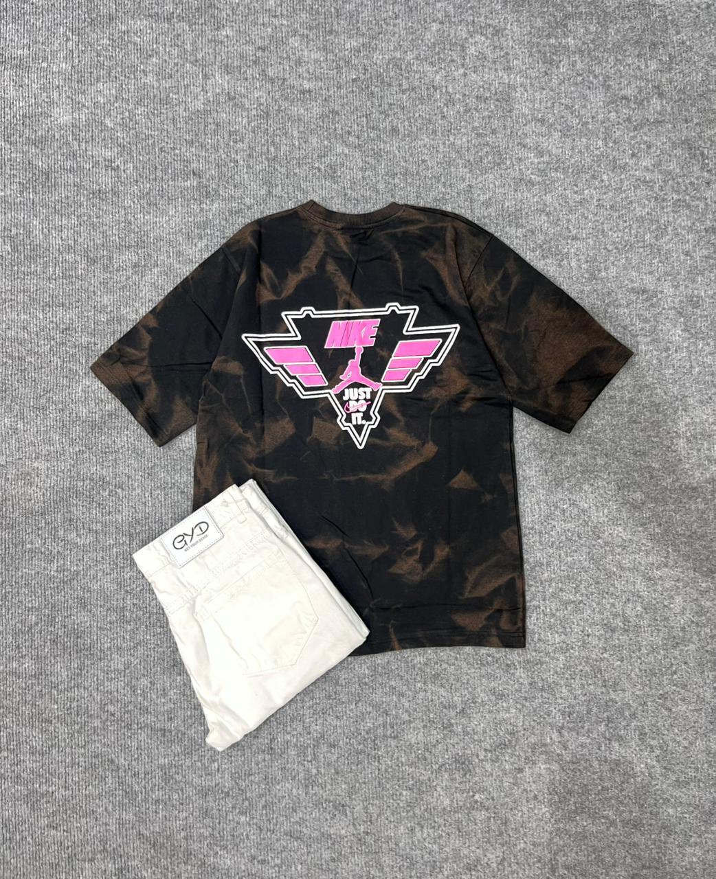 Universe Calling Oversized T-Shirt & Pant Combo