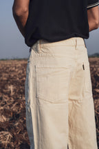 Sandstone – Straight Fit Jeans